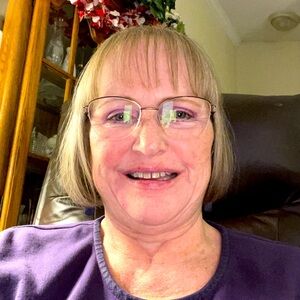 Meet your Posher, Donna